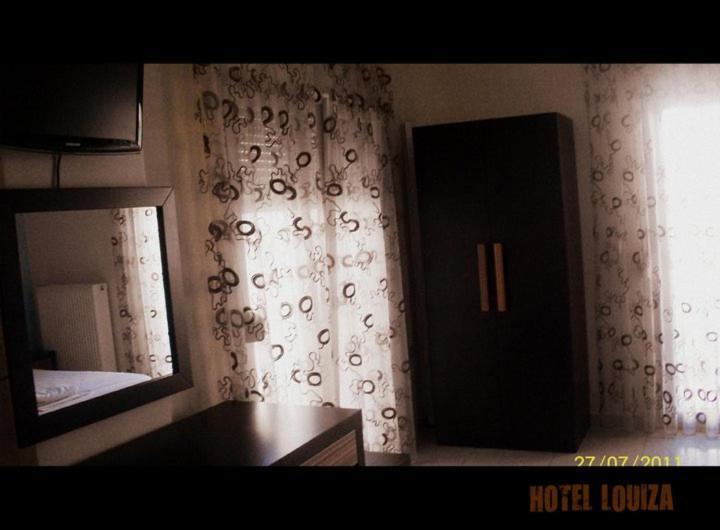 Hotel Louiza Paralía Exteriér fotografie